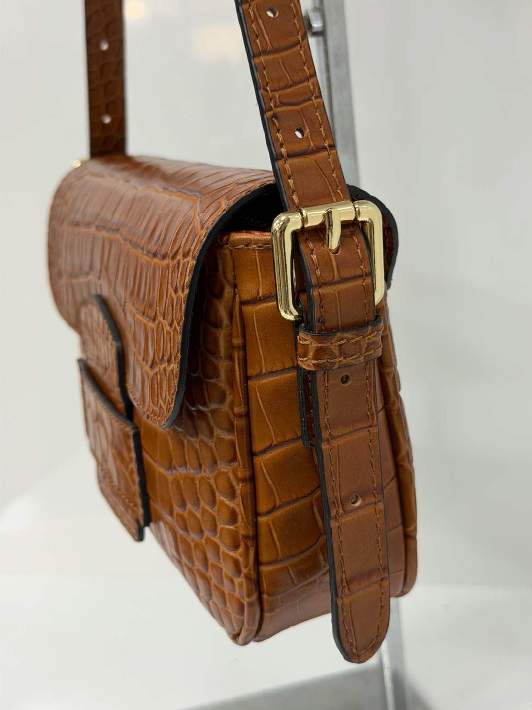 ST158 Tan Croco Print Leather Baguette Bag