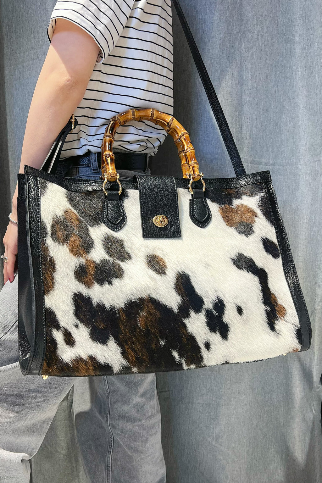 ZZ057 Black XL Animal Print Handbag