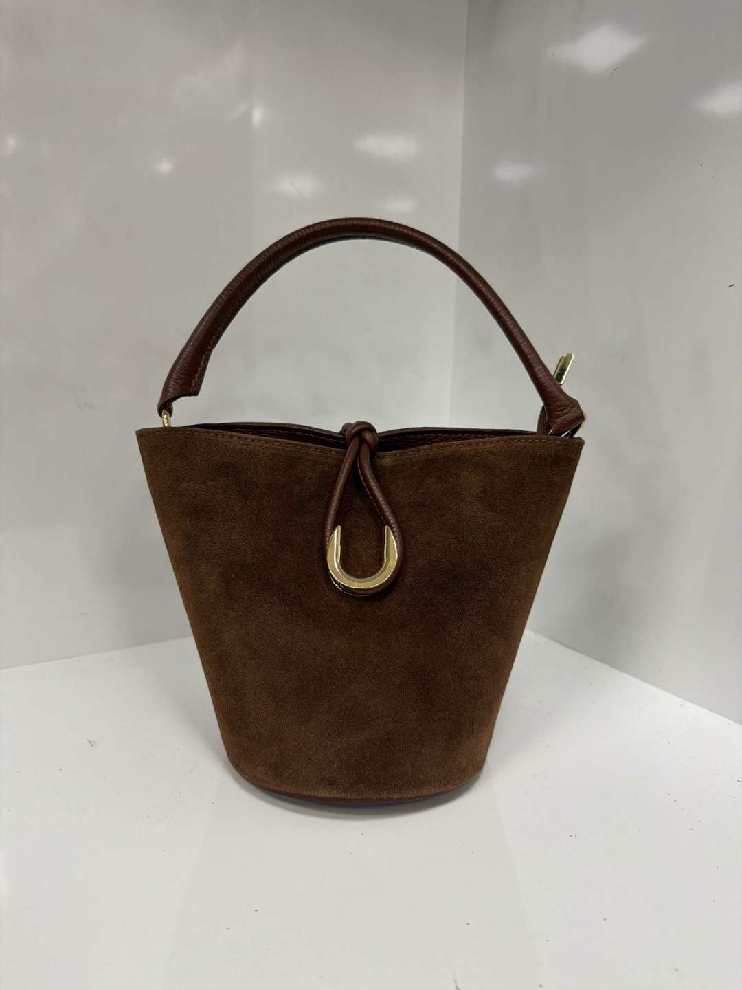 St090 Brown Bucket Bag