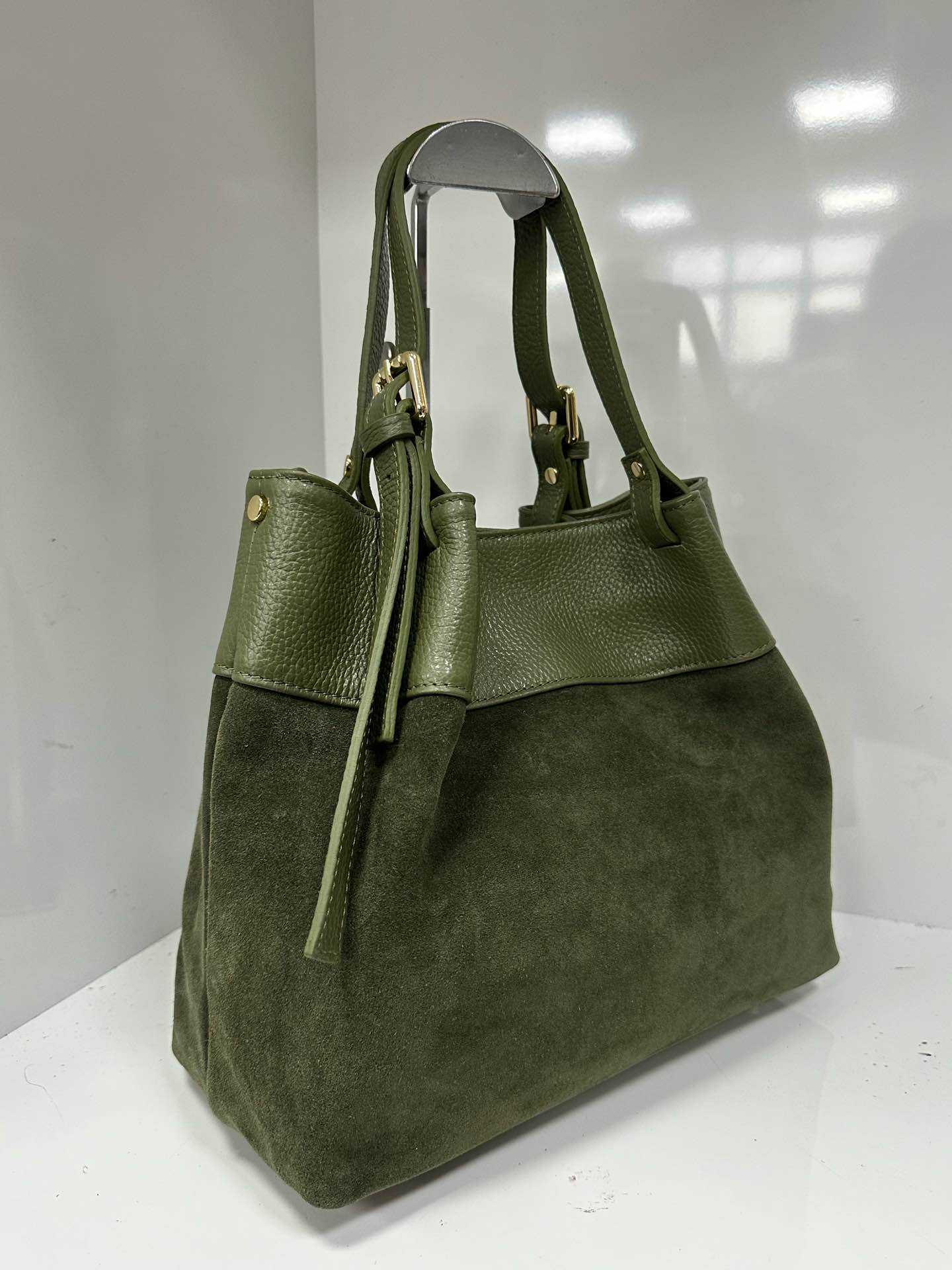 L0482 Bag 12.2in 4 Color Options