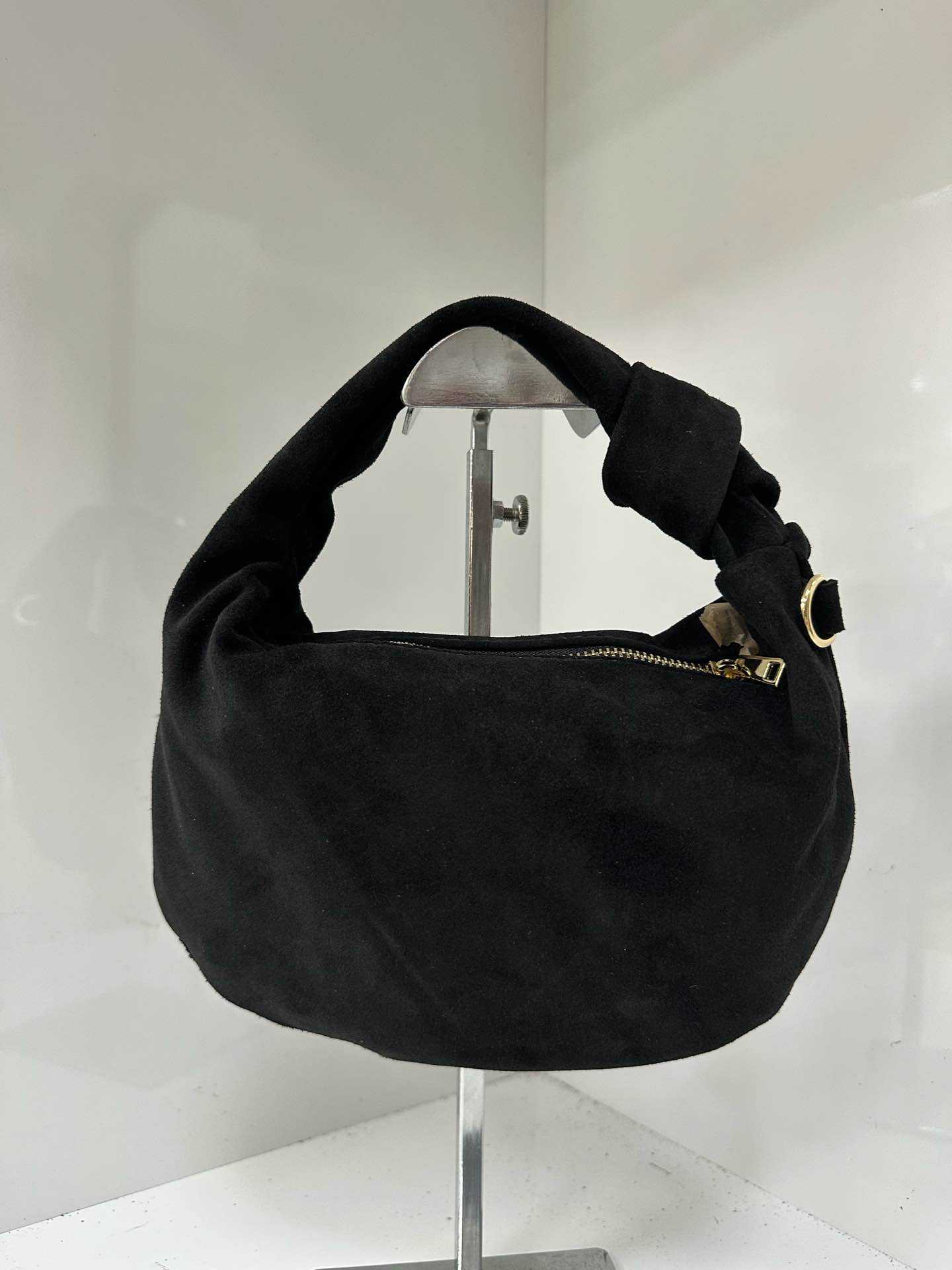 L0441 Bag 7.1in 6 Color Options