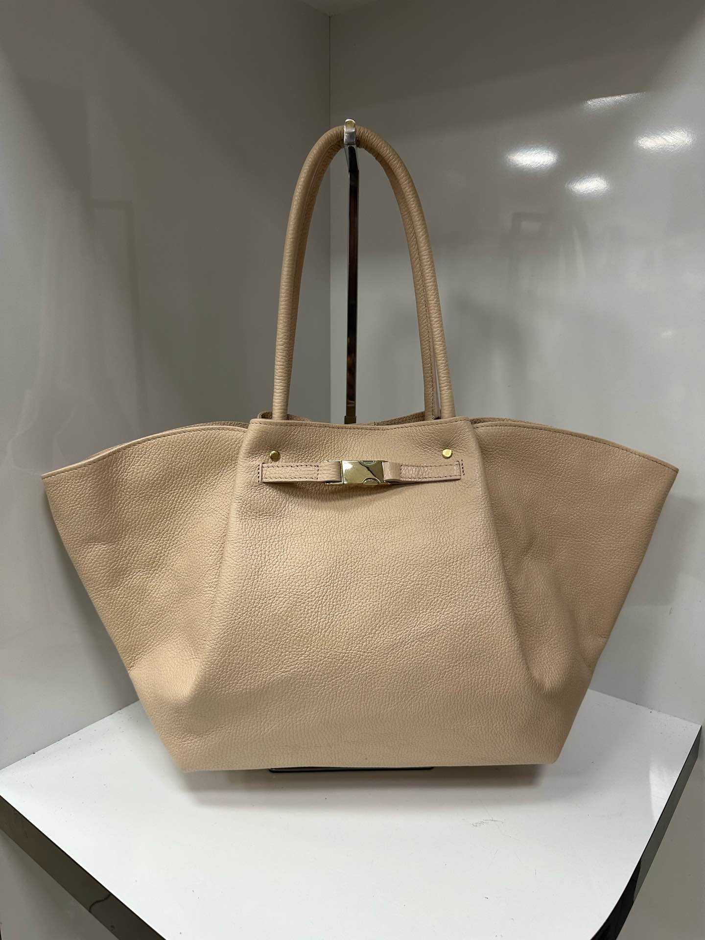 L0789 Bag 22.8in 8 Color Options