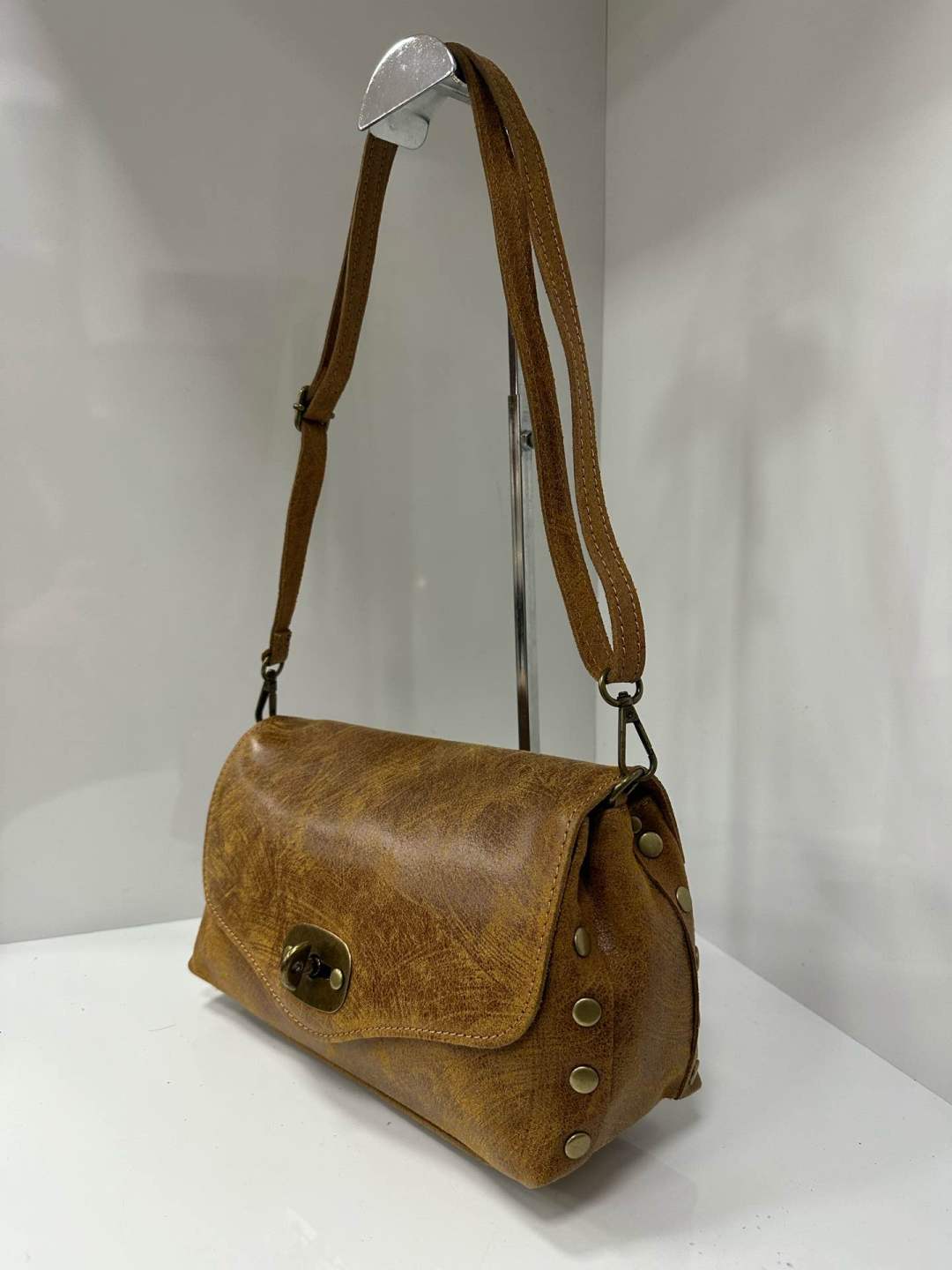 L0132 Bag 10.6in 8 Color Options