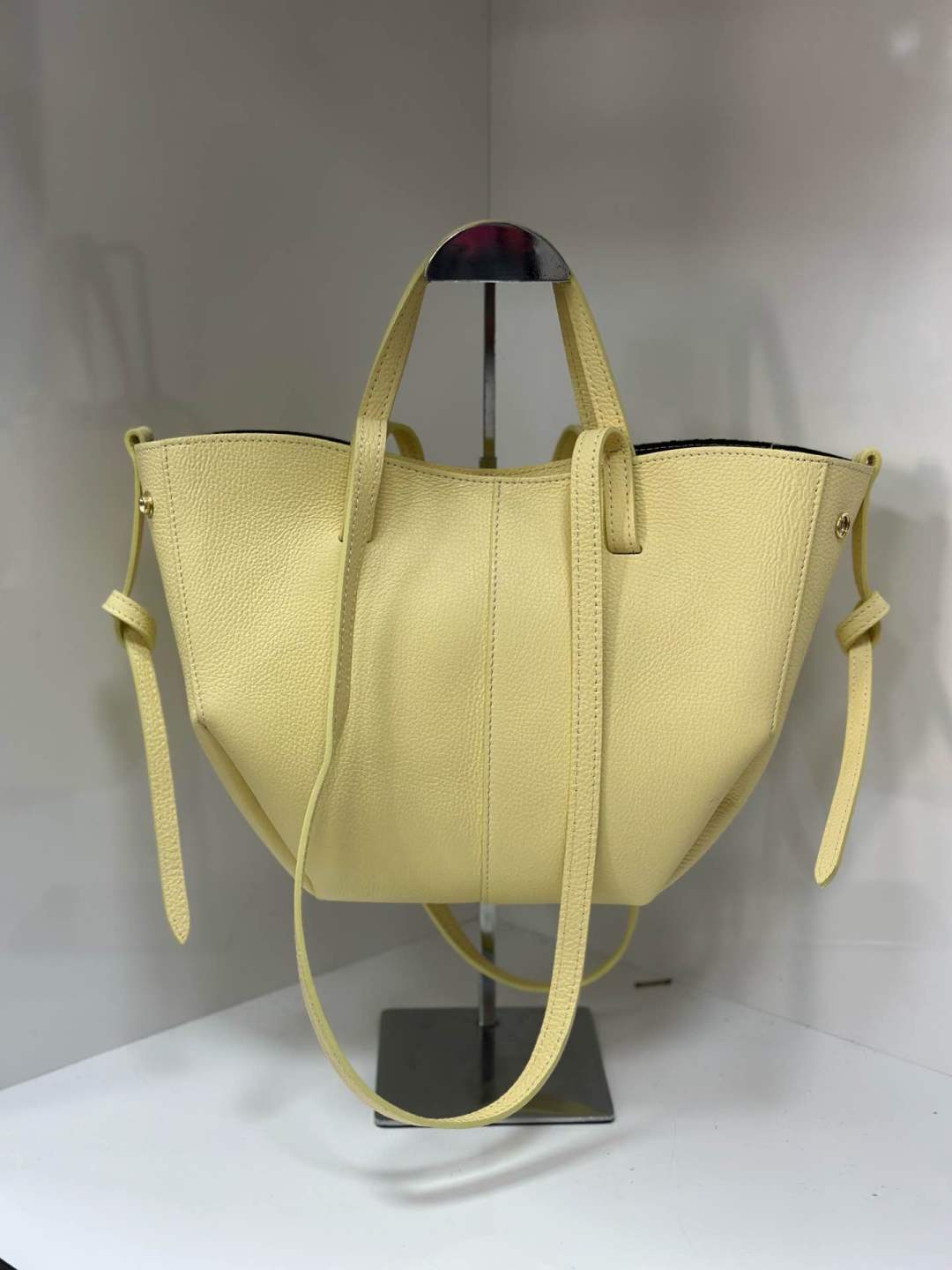 L0248 Bag 17.3in 12 Color Options
