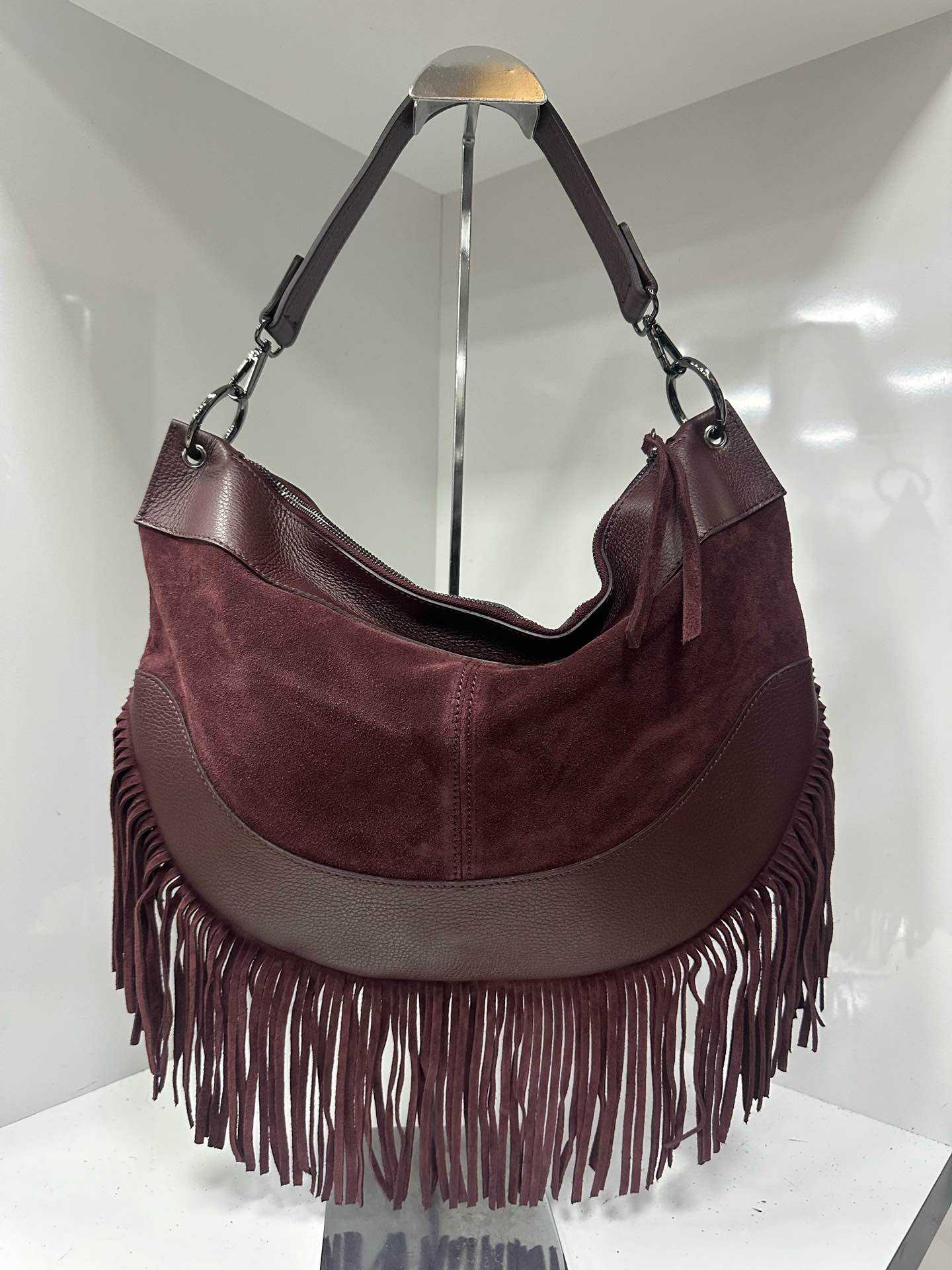 L0476 Bag 17.3in 6 Color Options