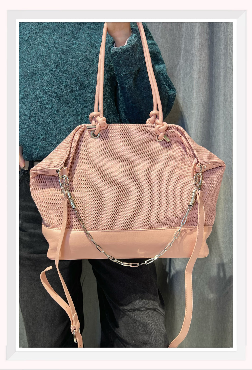 Z7139 Bag 14.6in 7 Color Options