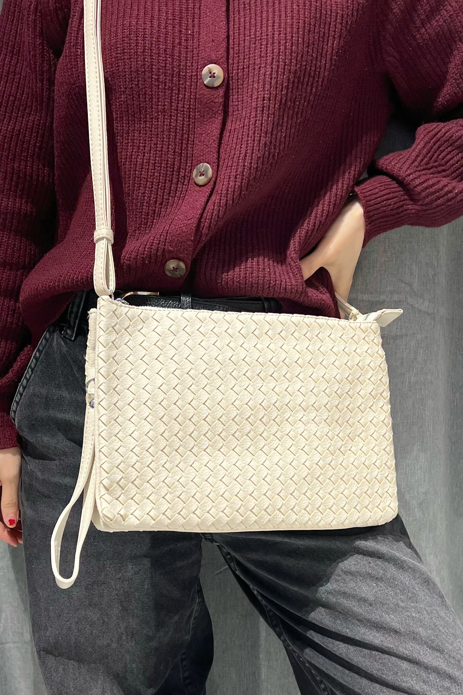 Z61357 Bag 2 Color Options