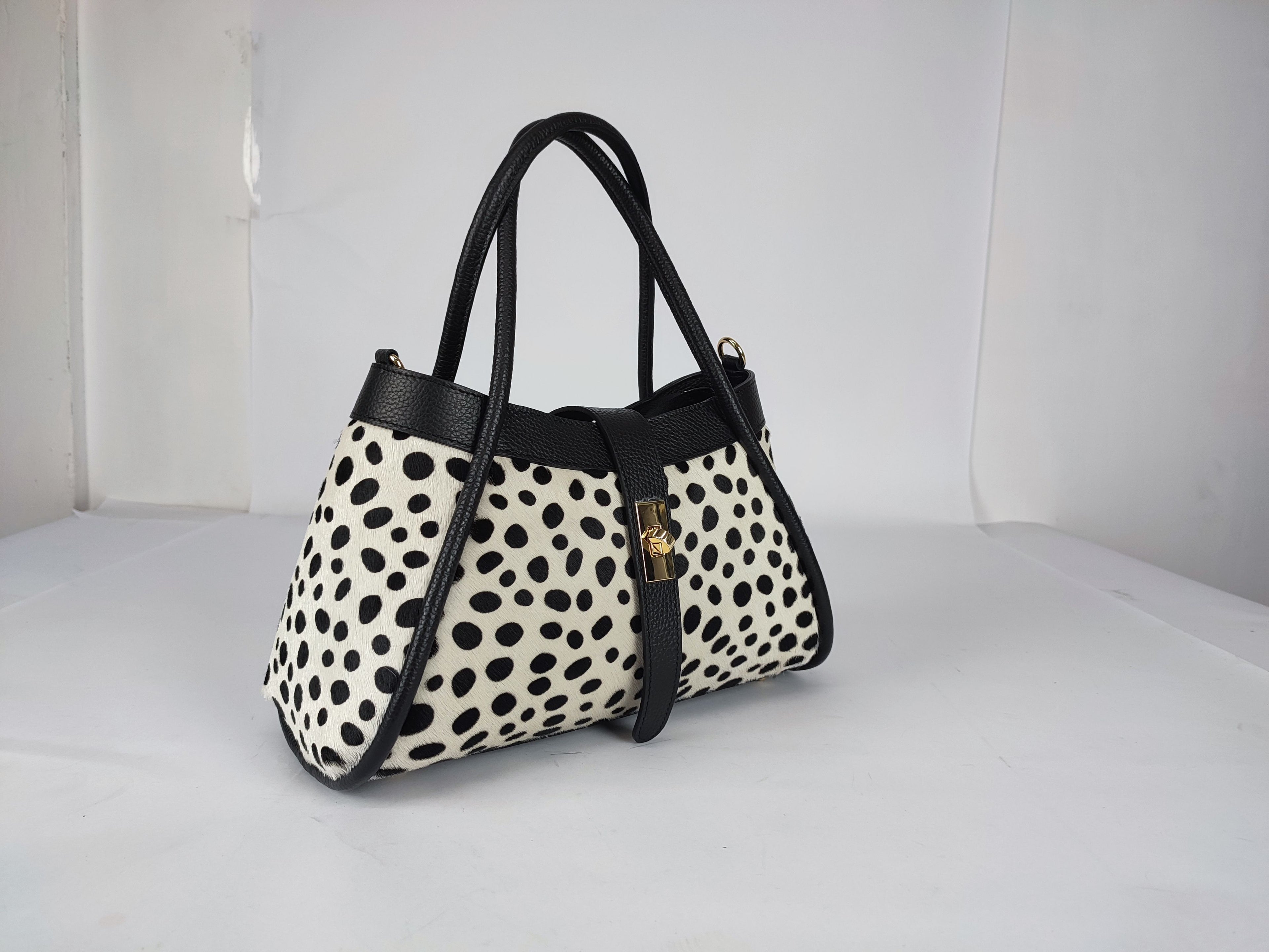 DM023 White Pony-Hair Flap Bag