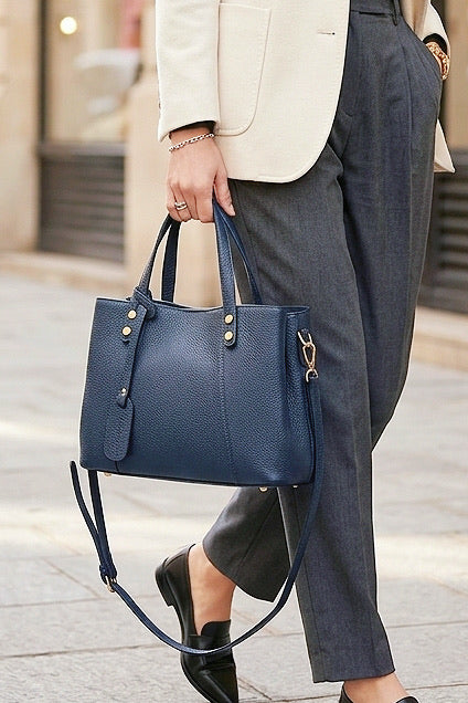 Z106162 Bag 13.8in 11 Color Options