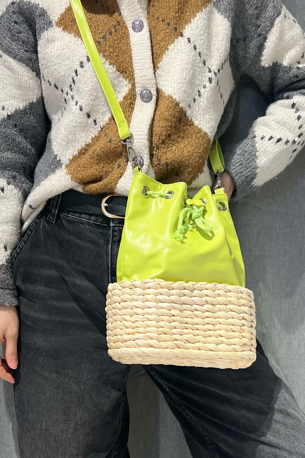 Z19149 Bag 7.5in 3 Color Options