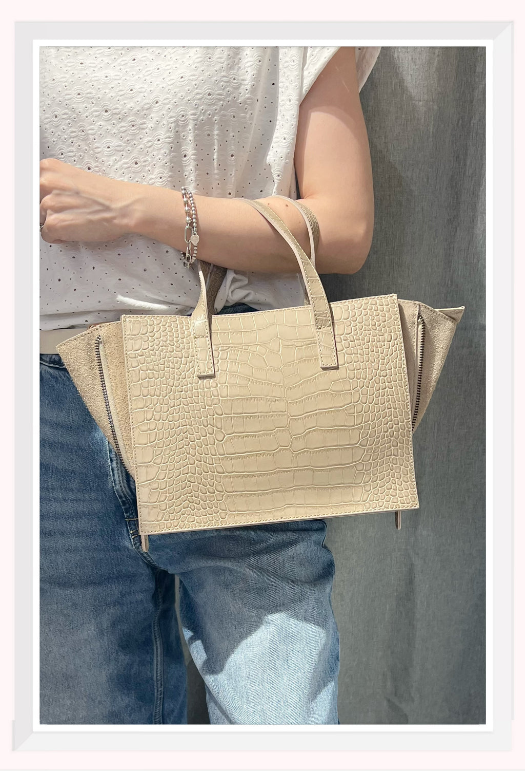 Z11022 Bag 15.4in 4 Color Options