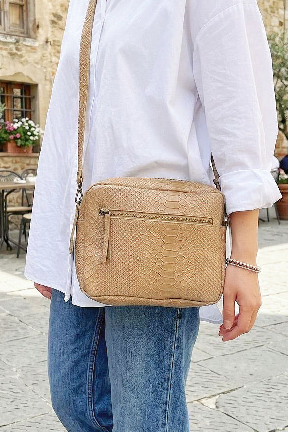 Z20467 Bag 9.1in 12 Color Options