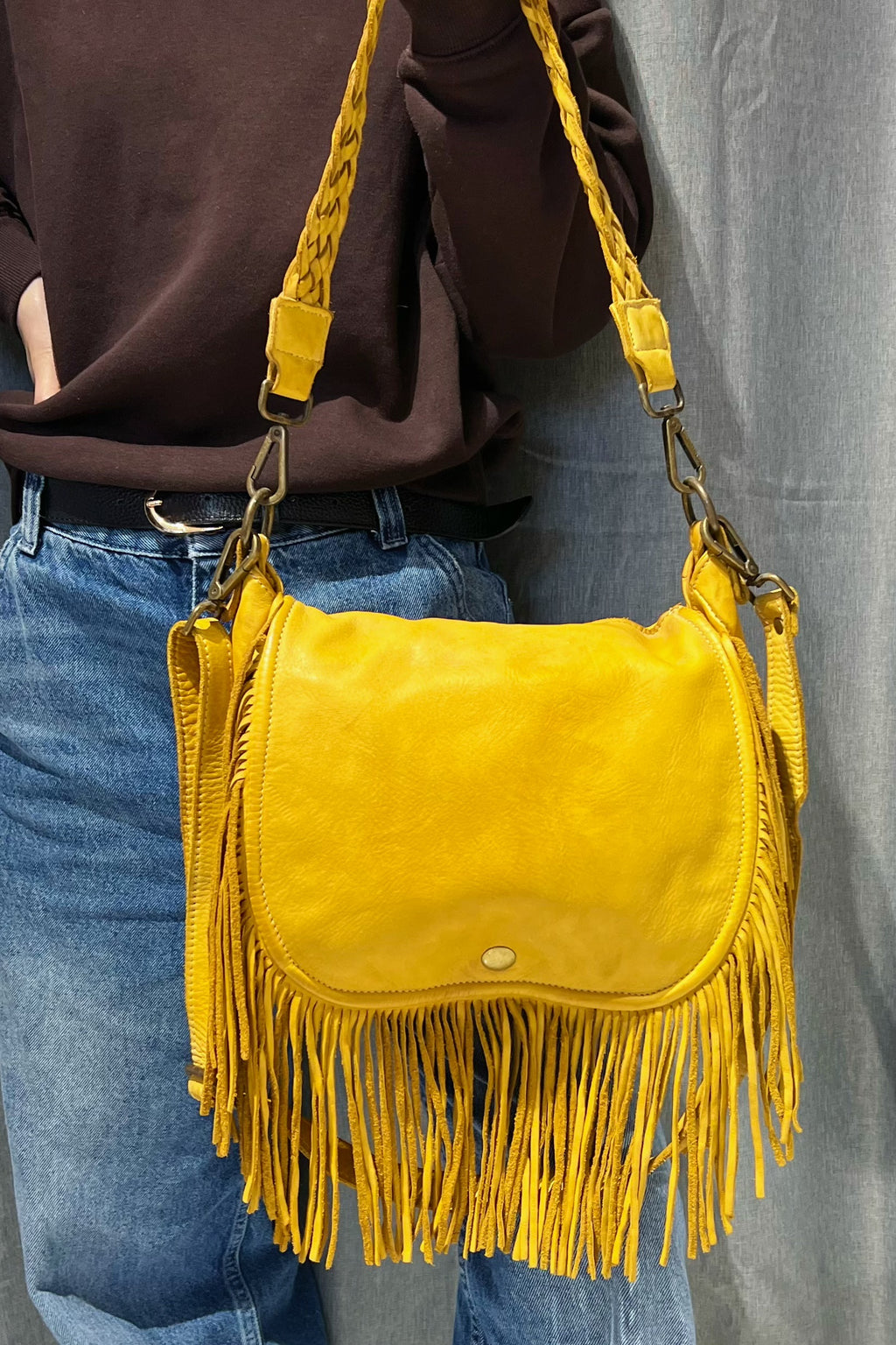Z121 Bag 11.4in 2 Color Options