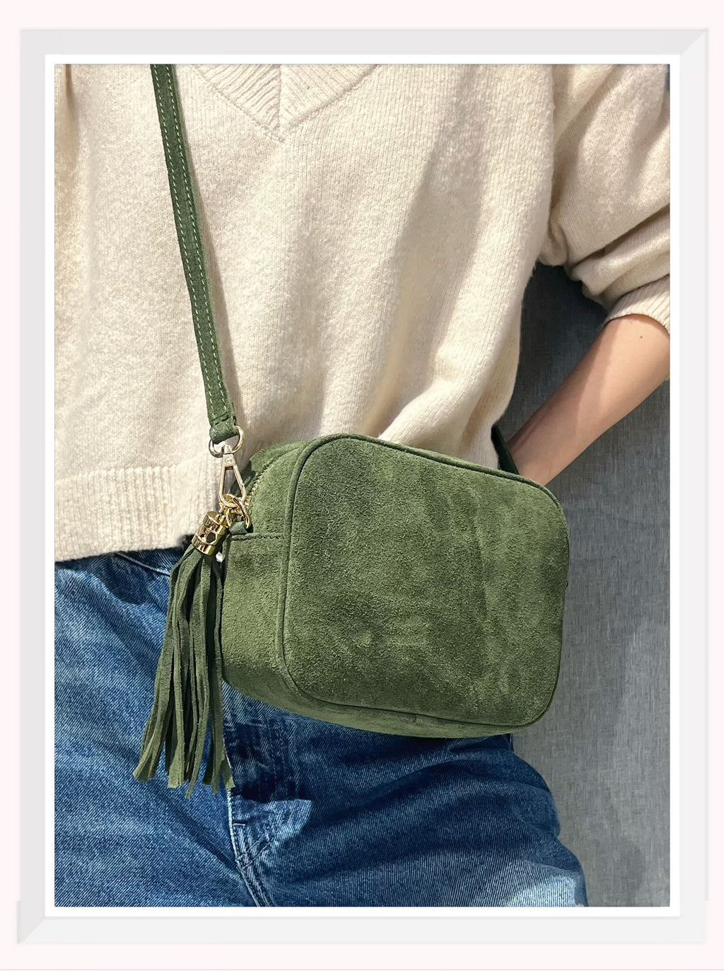 Z20881 Bag 8.3in 8 Color Options