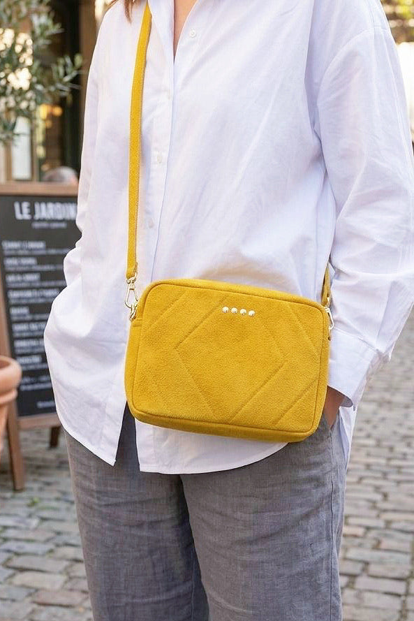 Z1068 Bag 9.1in 1 Color Option
