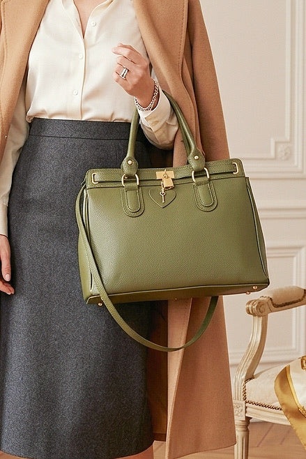 Z2519 Bag 14.6in 7 Color Options