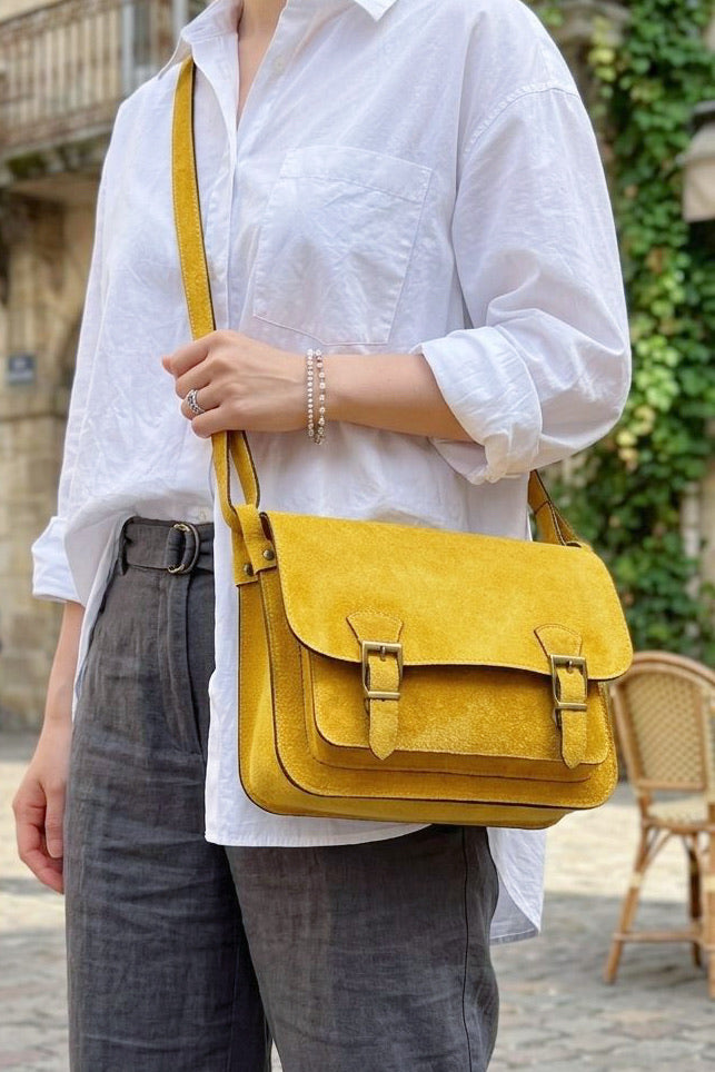Z1104 Bag 10.0in 2 Color Options