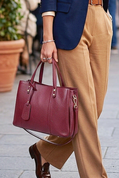 Z106162 Bag 13.8in 11 Color Options