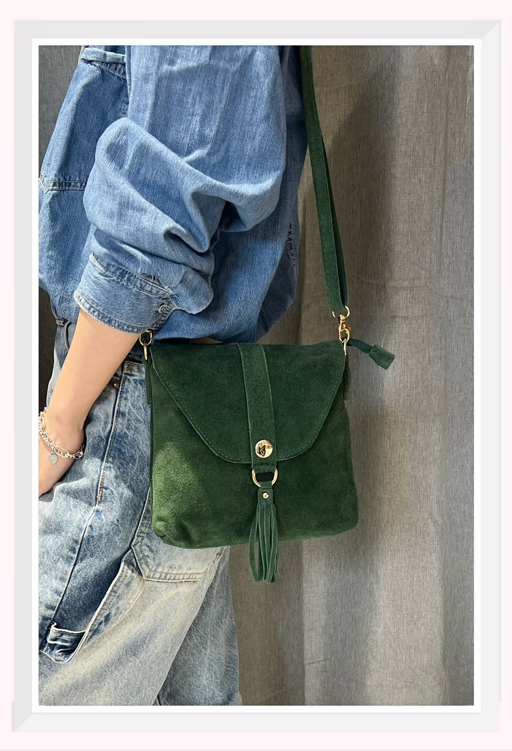 Z1037 Bag 8.7in 2 Color Options