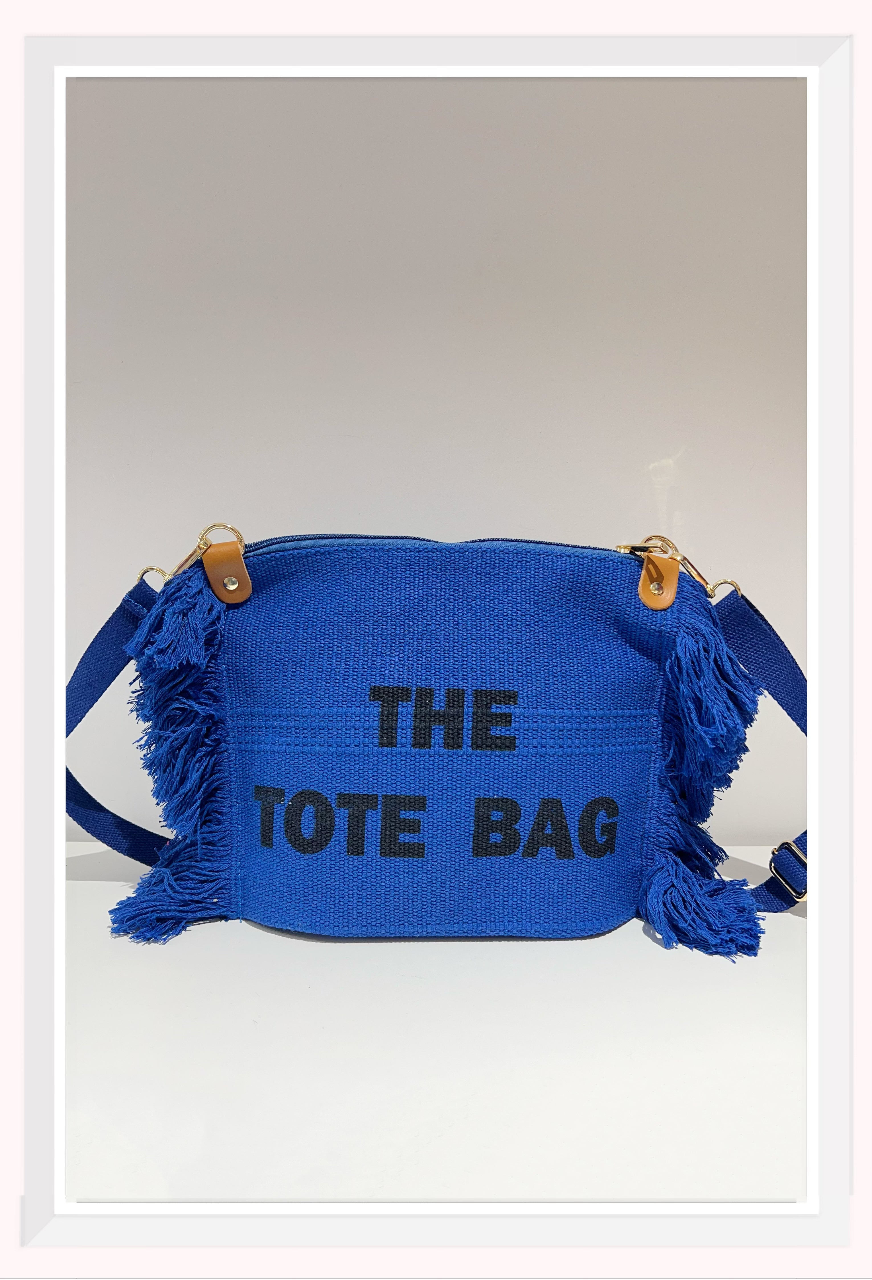 Z18991 Bag 11.4in 2 Color Options