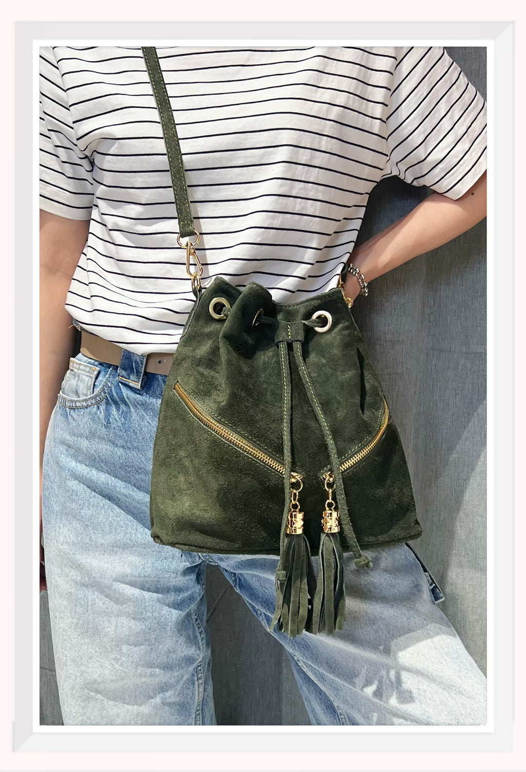 Z02071 Bag 9.8in 2 Color Options
