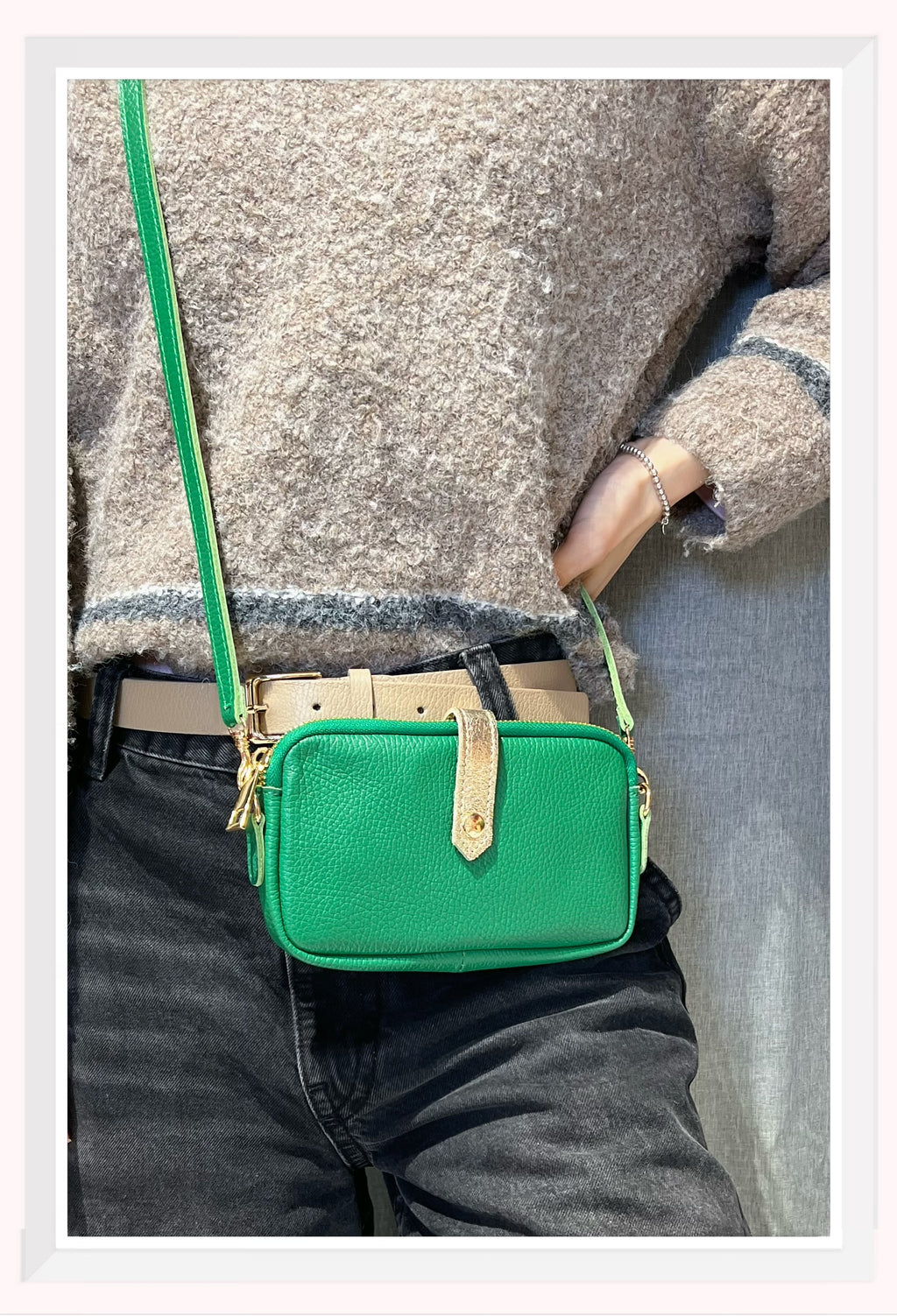 Z10035B Bag 7.9in 5 Color Options