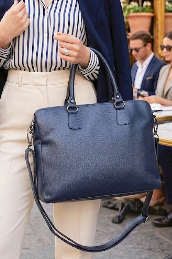 Z25207 Bag 14.6in 5 Color Options
