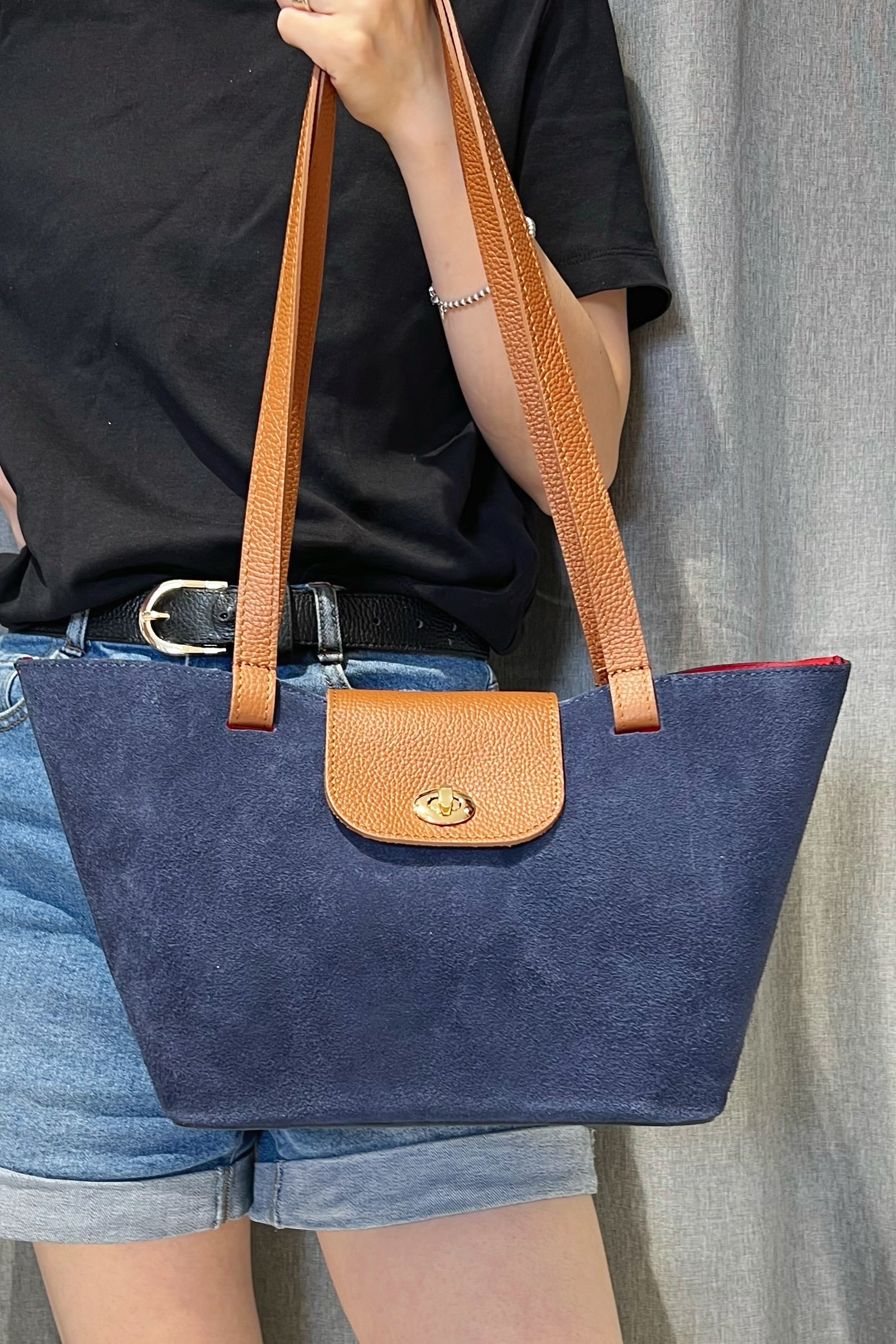 Z30461 Bag 9.4in 7 Color Options