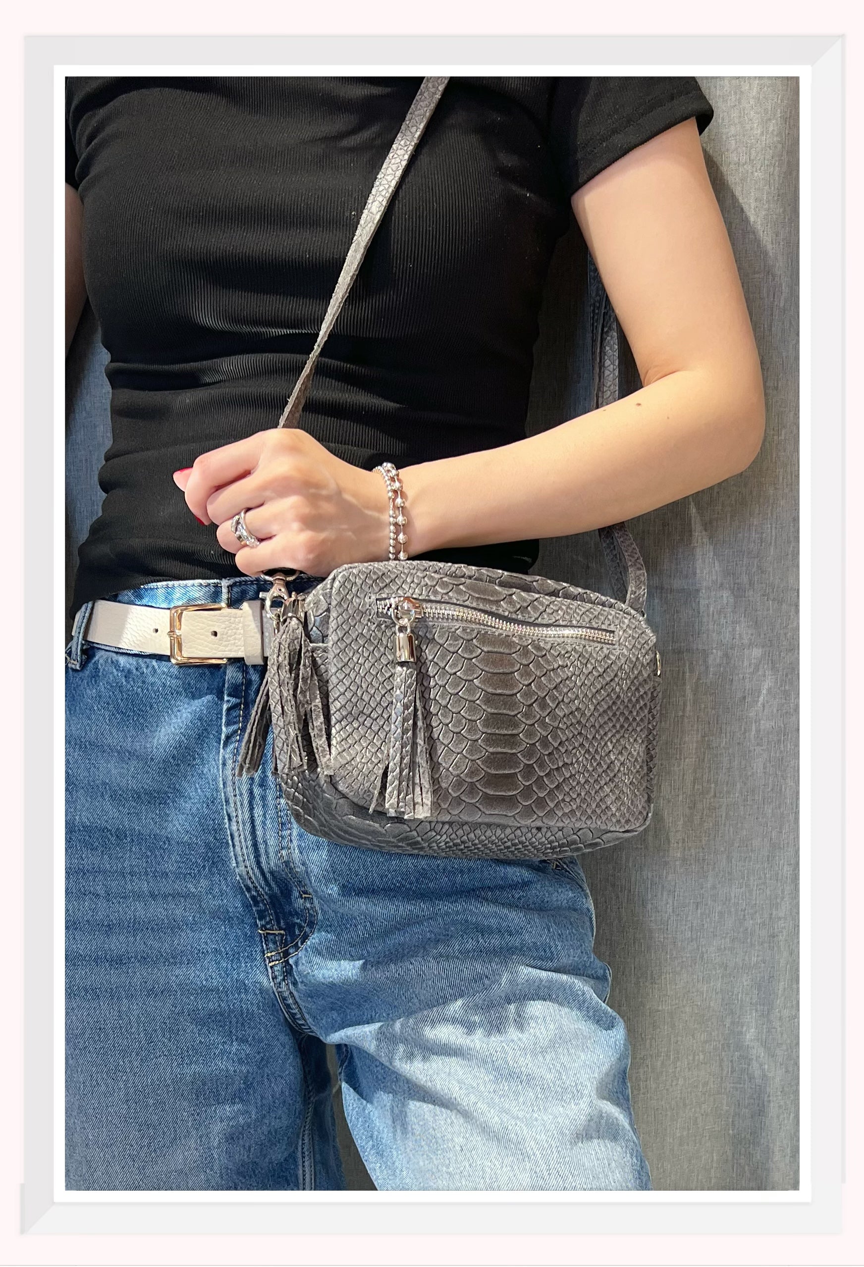Z2046 Bag 7.1in 7 Color Options