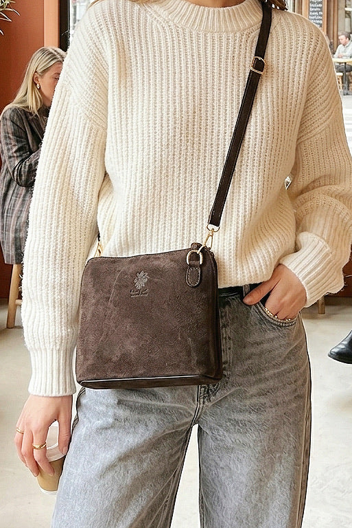 Z18611 Bag 6.7in 9 Color Options