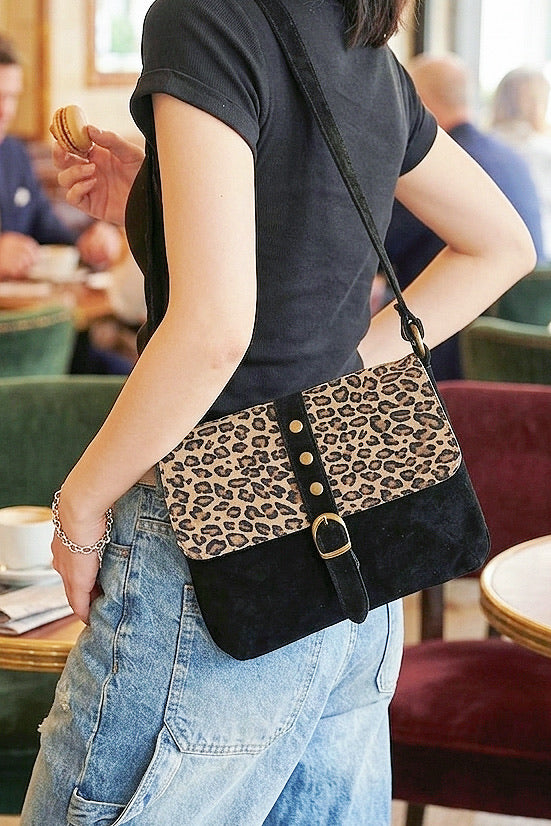Z20507 Bag 10.6in 7 Color Options