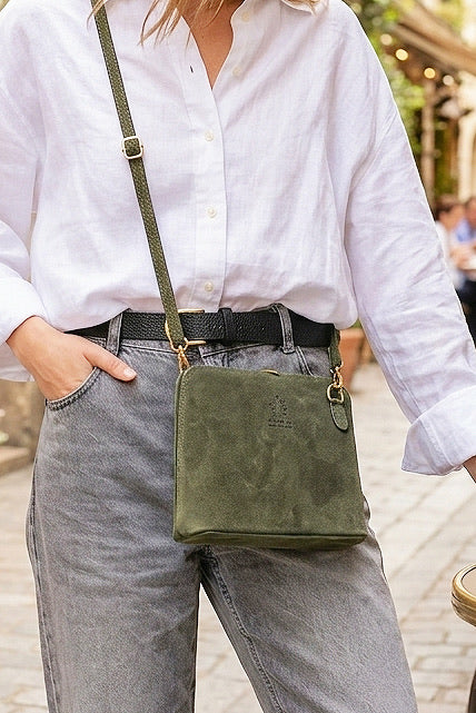 Z18611 Bag 6.7in 9 Color Options