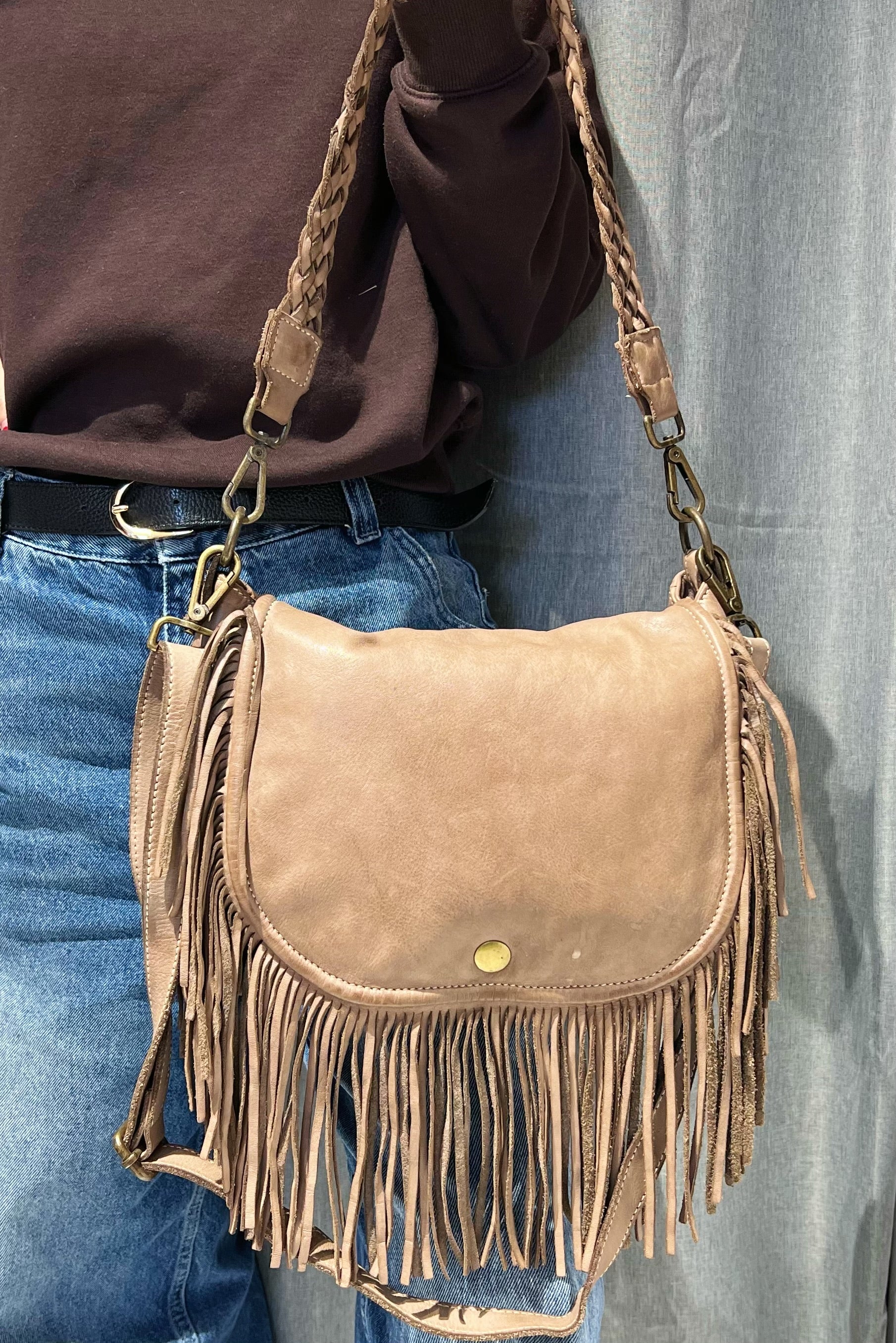 Z121 Bag 11.4in 2 Color Options