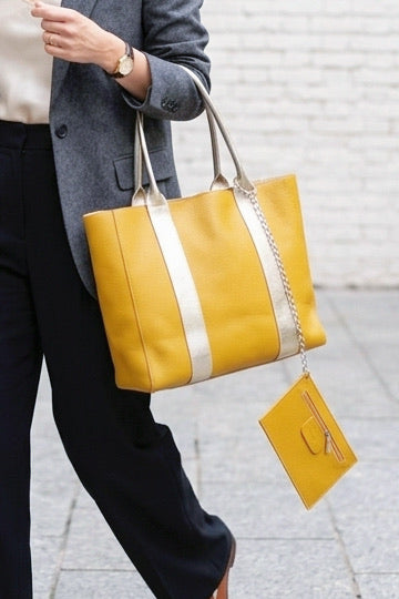 Z205240 Bag 17.7in 2 Color Options
