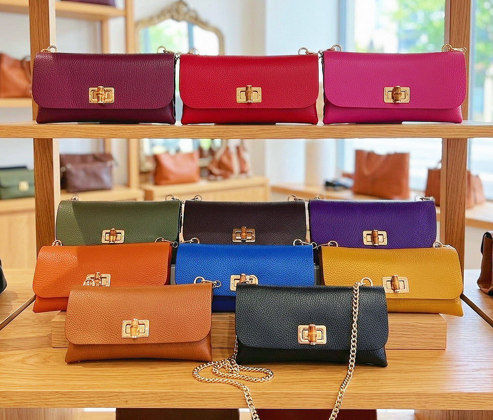 Z210300 Bag 9.1in 11 Color Options