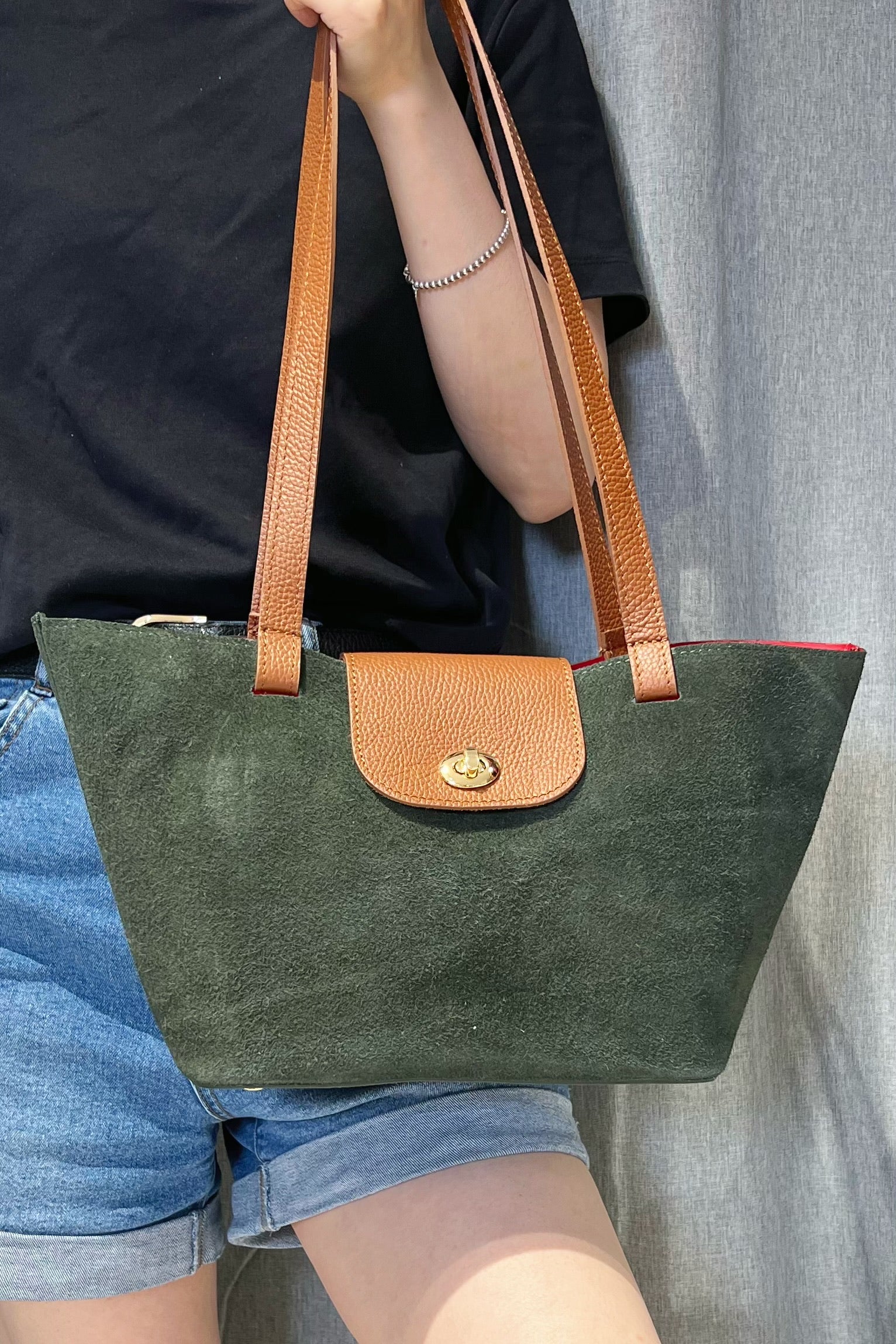 Z30461 Bag 9.4in 7 Color Options