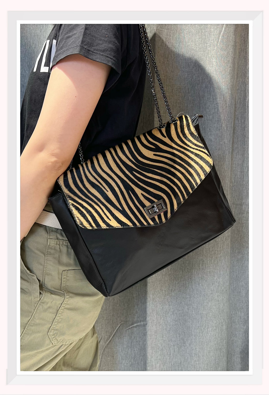 Z10877 Bag 12.2in 9 Color Options