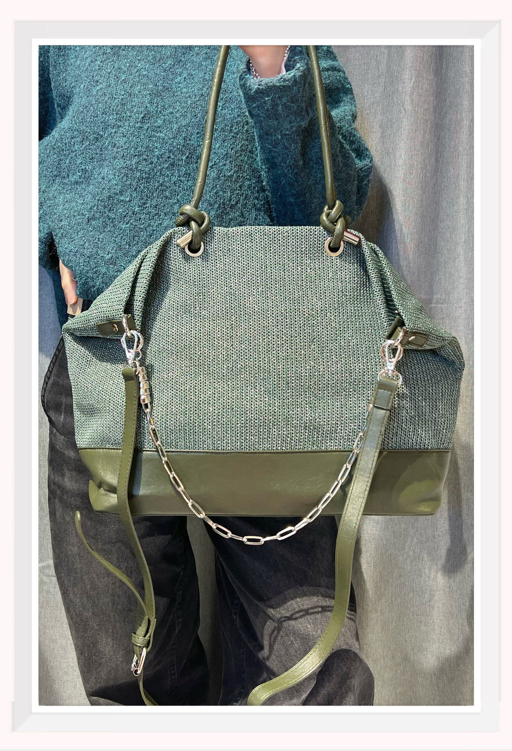 Z7139 Bag 14.6in 7 Color Options