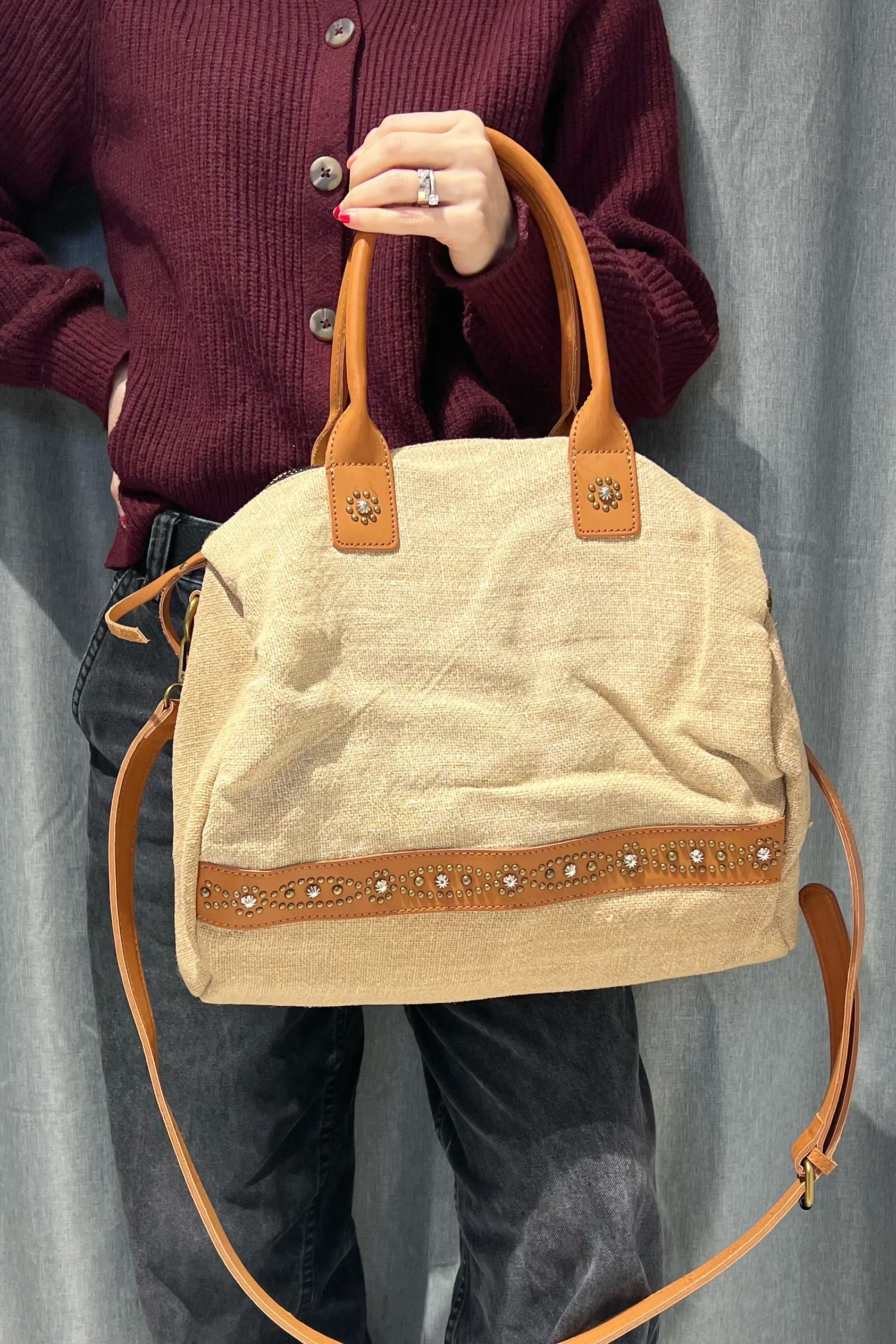 Taupe