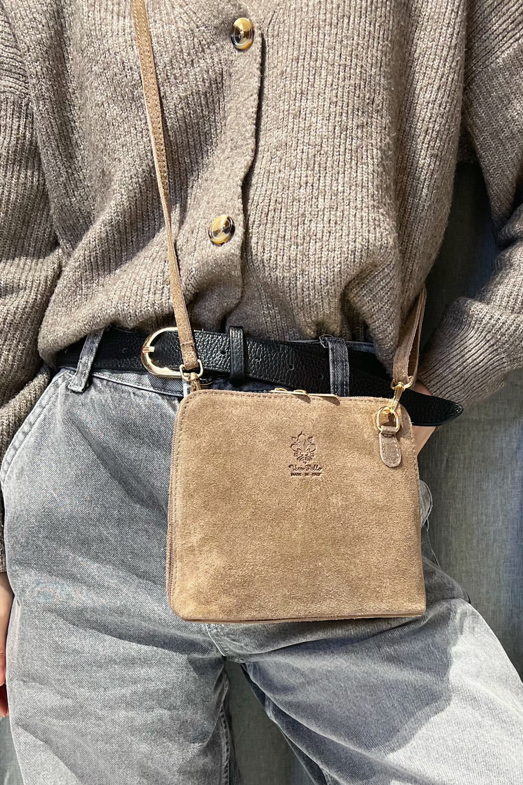Taupe