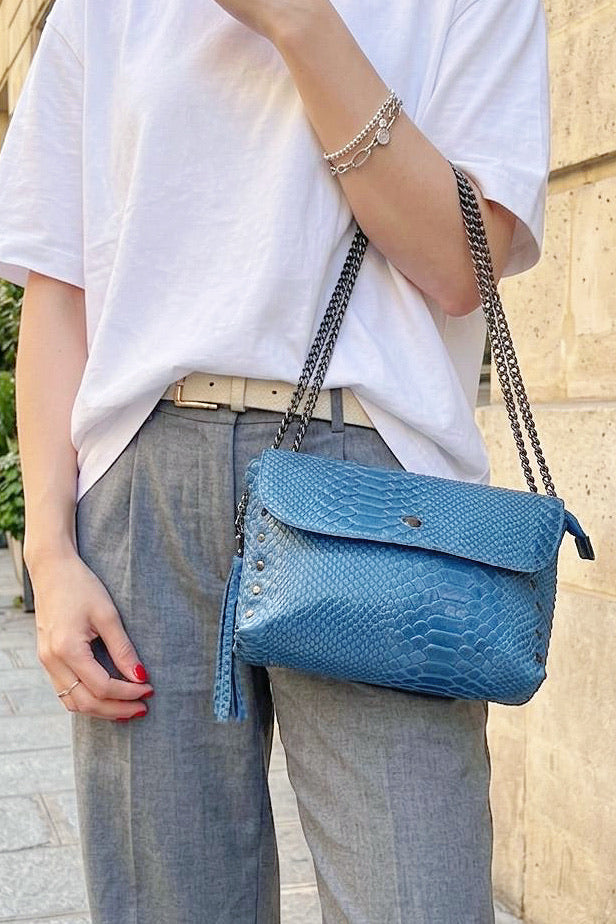 Z1047 Bag 8.3in 3 Color Options
