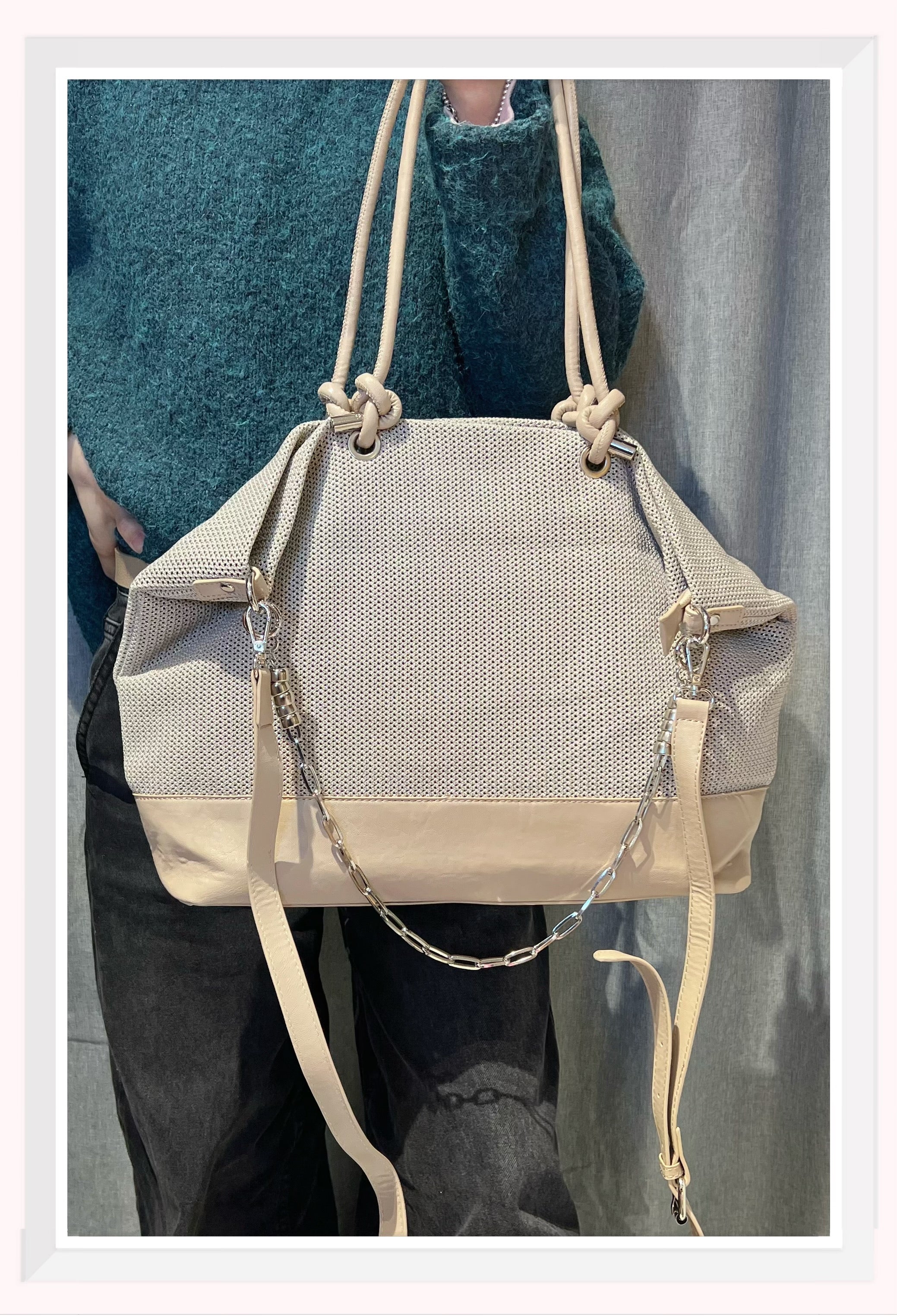 Z7139 Bag 14.6in 7 Color Options