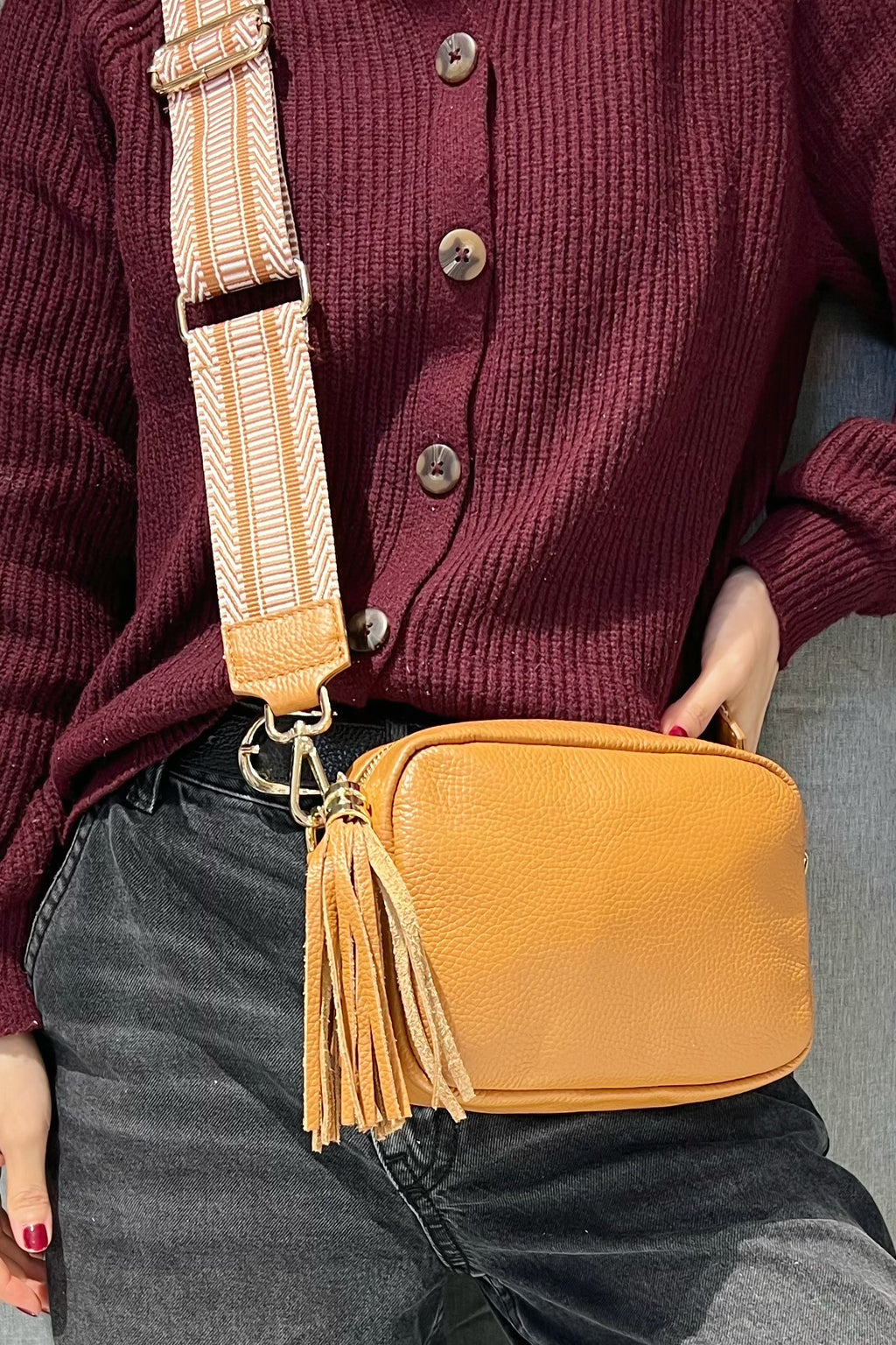 Z20882 Bag 7.9in 13 Color Options