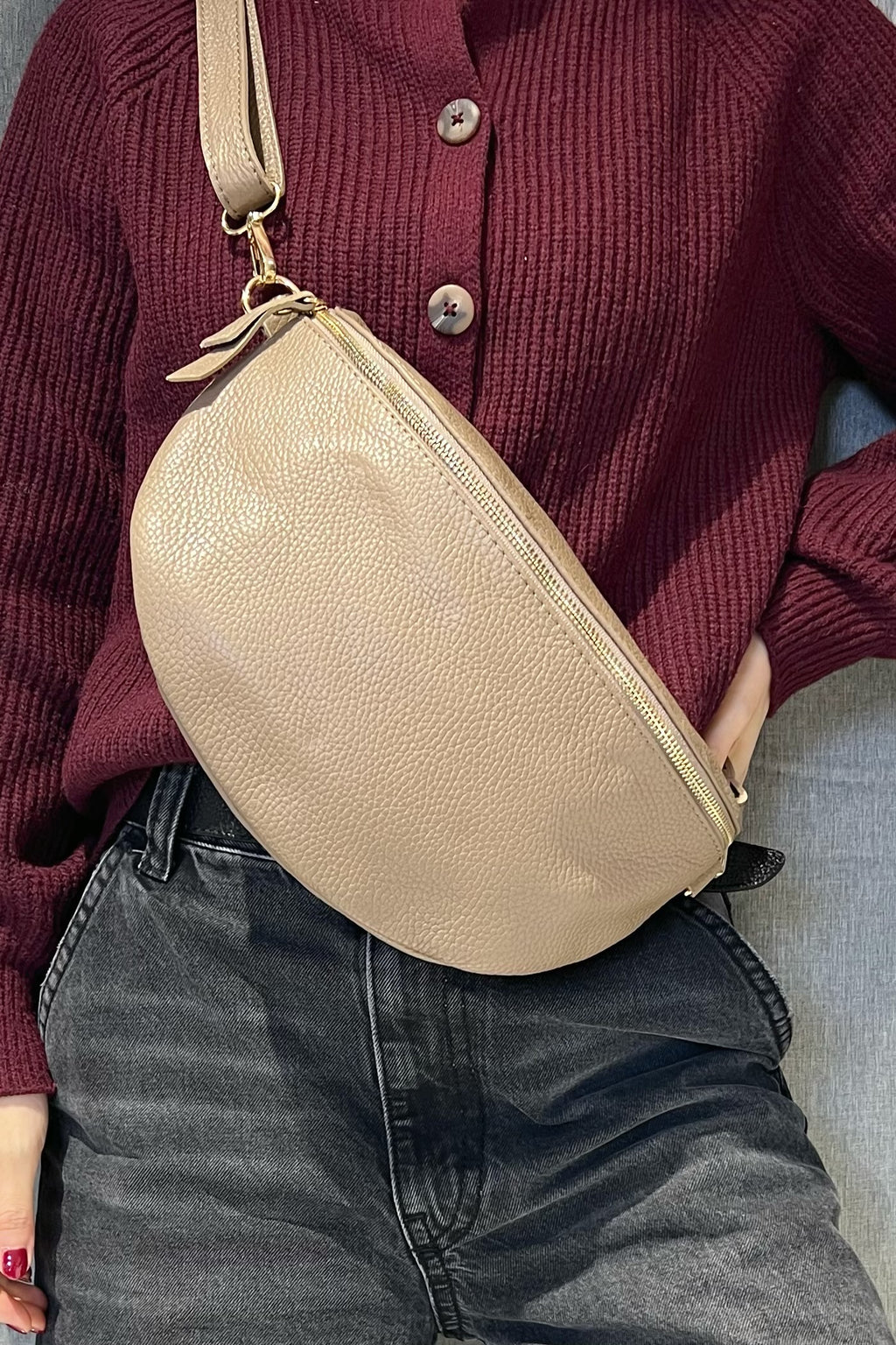 Z10352 Bag 11.0in 7 Color Options