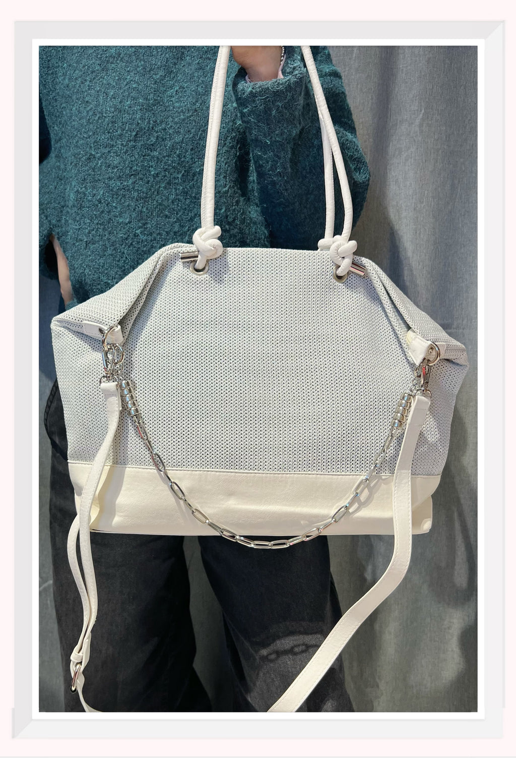 Z7139 Bag 14.6in 7 Color Options