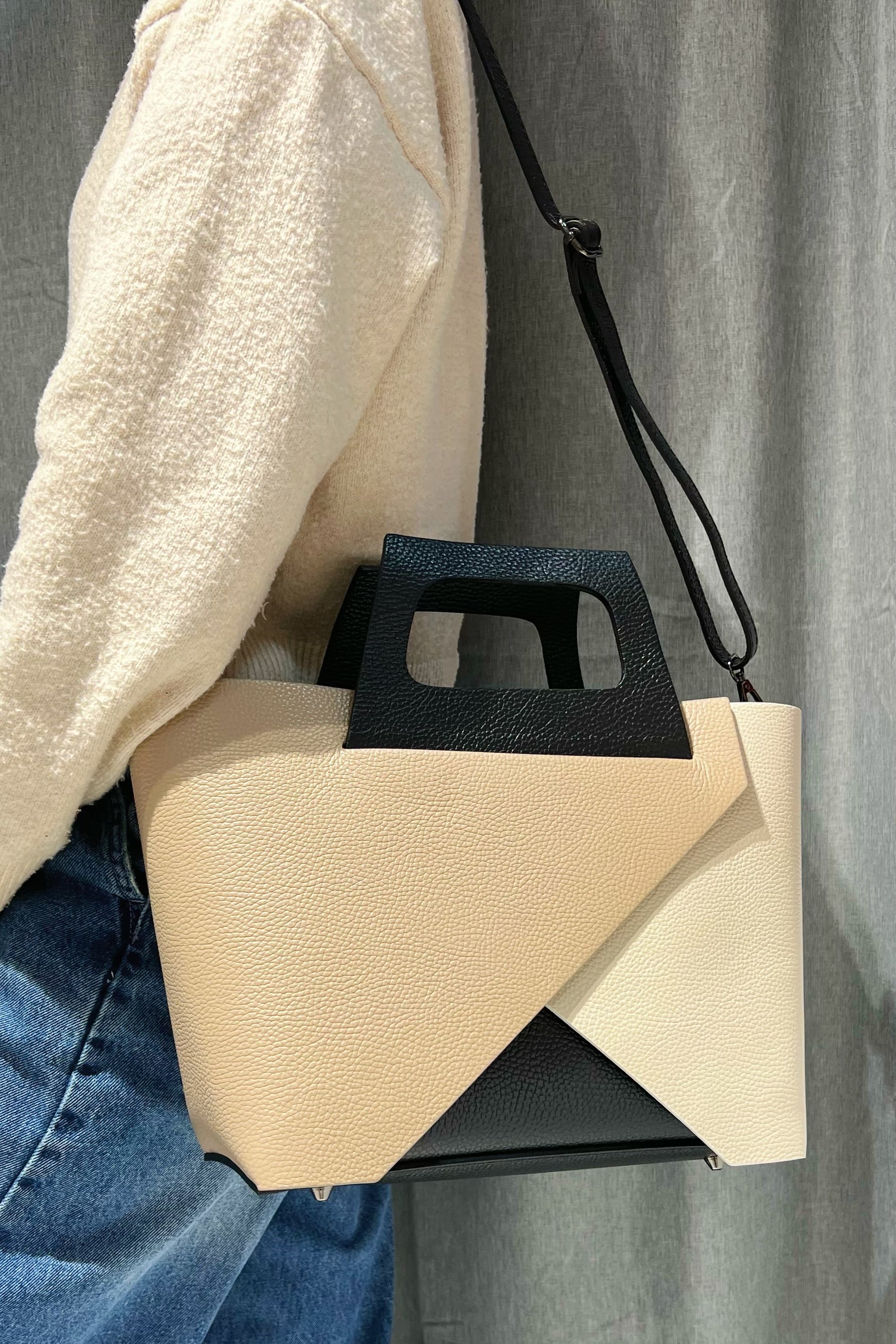 Taupe