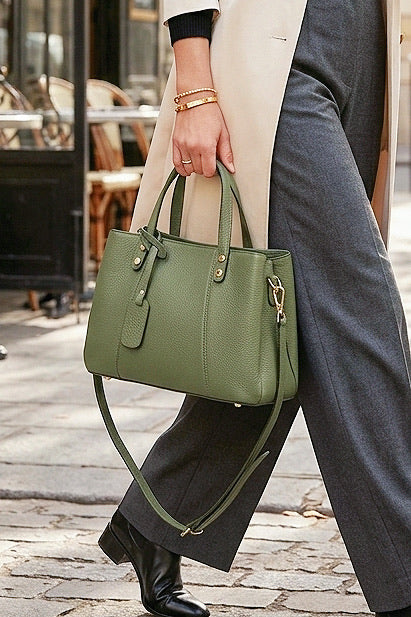 Z106162 Bag 13.8in 11 Color Options
