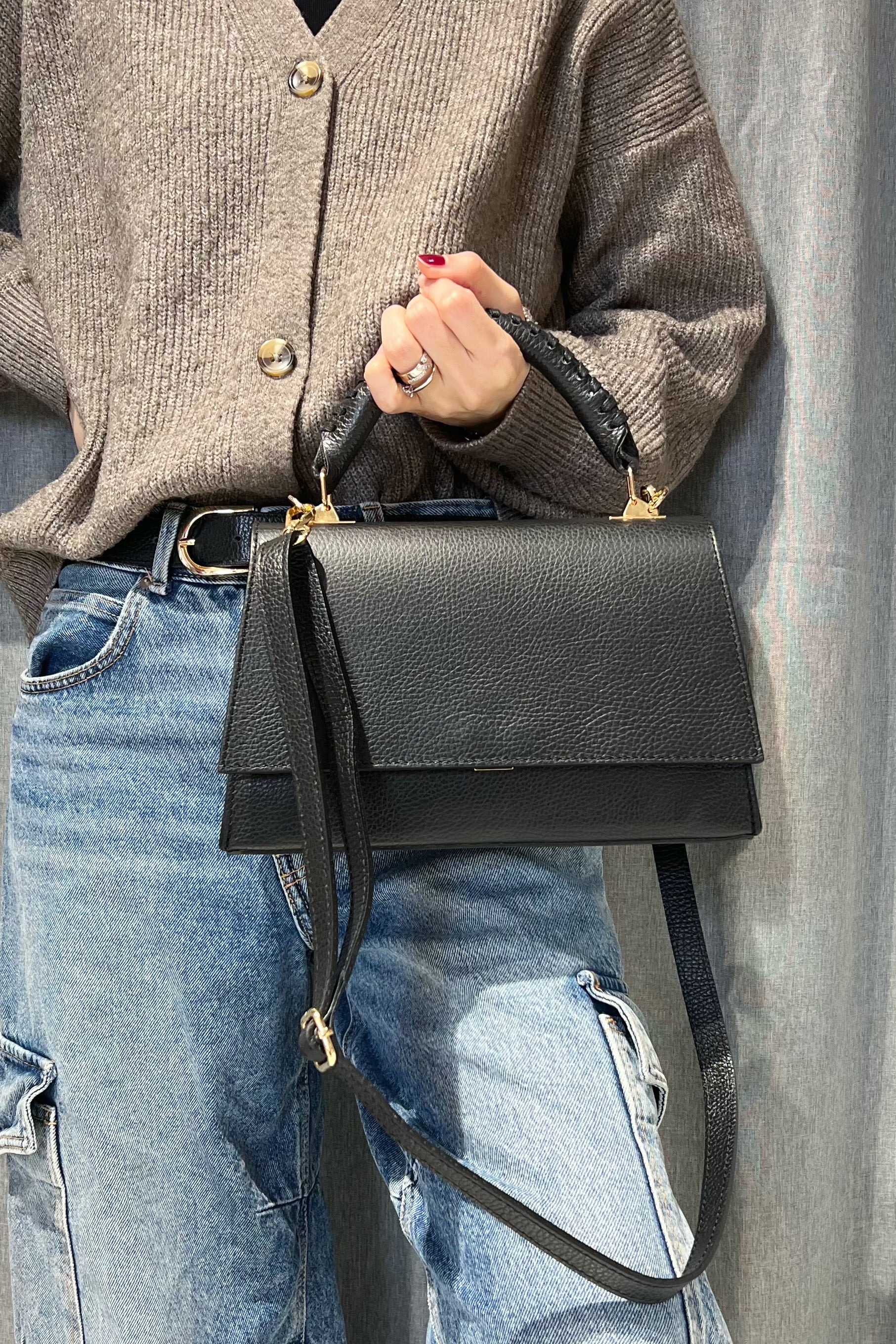Z2135 Bag 10.6in 9 Color Options