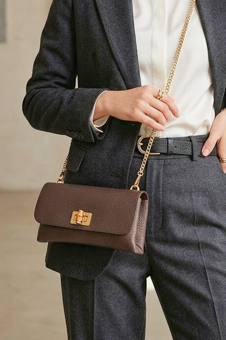 Z210300 Bag 9.1in 11 Color Options
