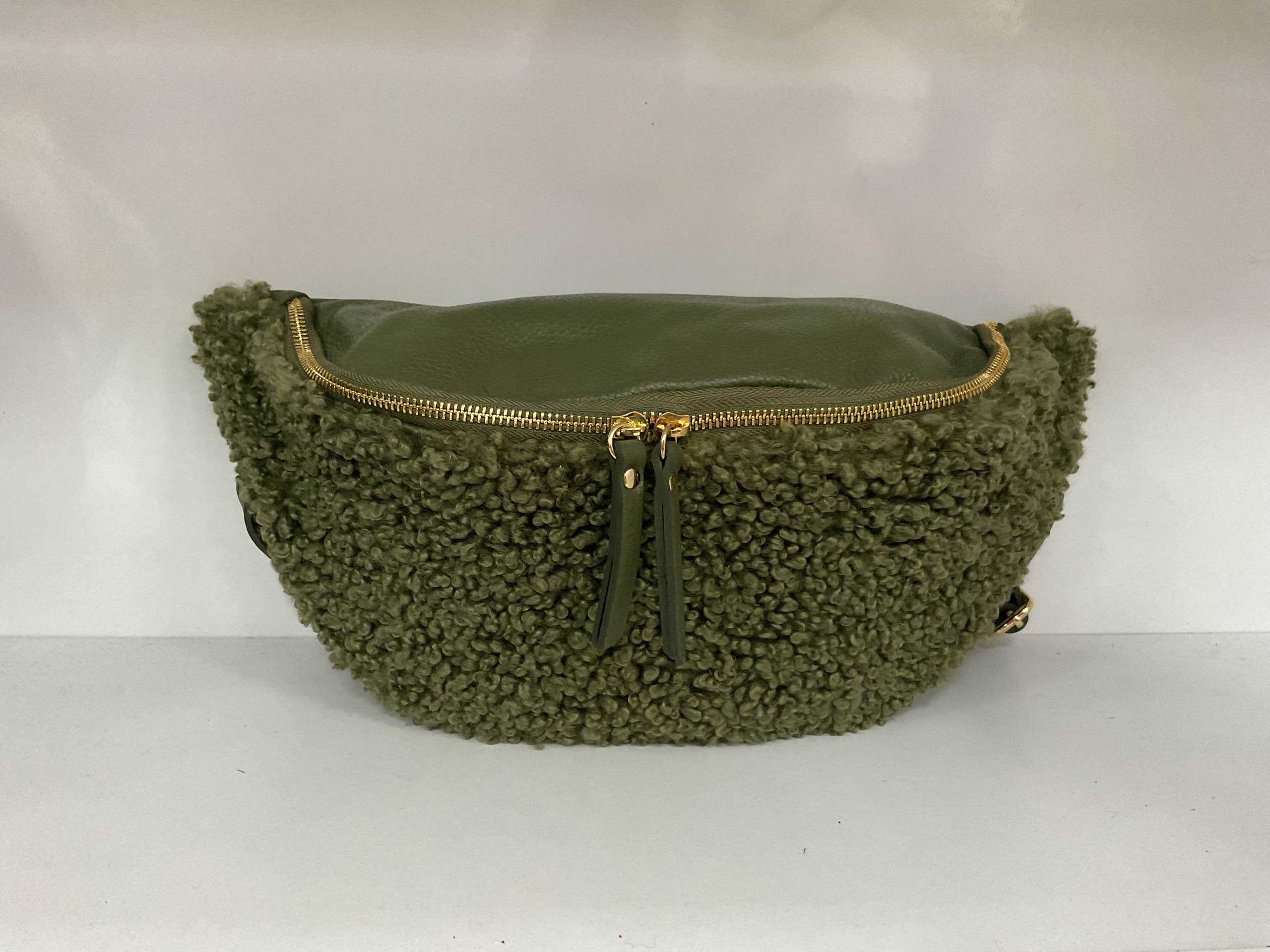 L267 Bag 15.7in 5 Color Options